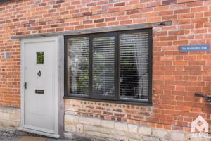 Photo 26- click for photo gallery